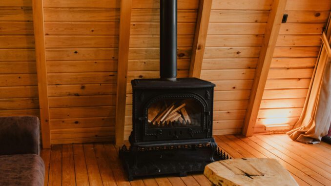 Hofheim startet zweite Runde der Schulung zum sparsamen Heizen mit Holz Hofheim startet zweite Runde der Schulung zum sparsamen Heizen mit Holz