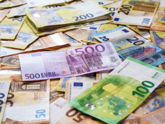 Kreis Rheingau Taunus verabschiedet Haushalt 2026 mit rund 25 Millionen Euro Defizit