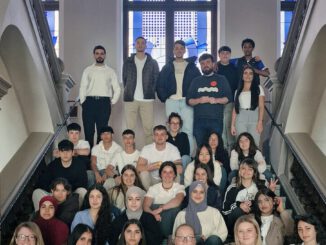 Kunst und Austausch in Wiesbaden: Jugendliche aus Urretxu zu Gast im Rathaus