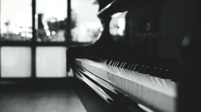 Studierende der Wiesbadener Musikakademie spielen Klavierwerke von Bach bis Korngold Studierende der Wiesbadener Musikakademie spielen Klavierwerke von Bach bis Korngold