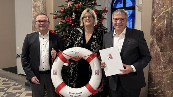 Wiesbaden erhält eine Million Euro für Modernisierung des Freibads Maaraue