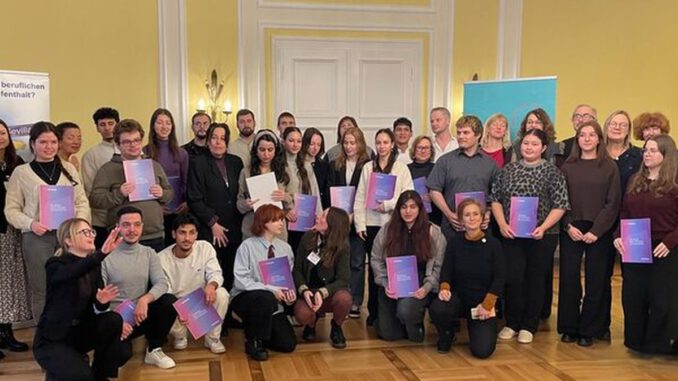 Wiesbaden verzeichnet Rekordzahl an Auslandspraktika im Rahmen des IndA-Programms Wiesbaden verzeichnet Rekordzahl an Auslandspraktika im Rahmen des IndA-Programms